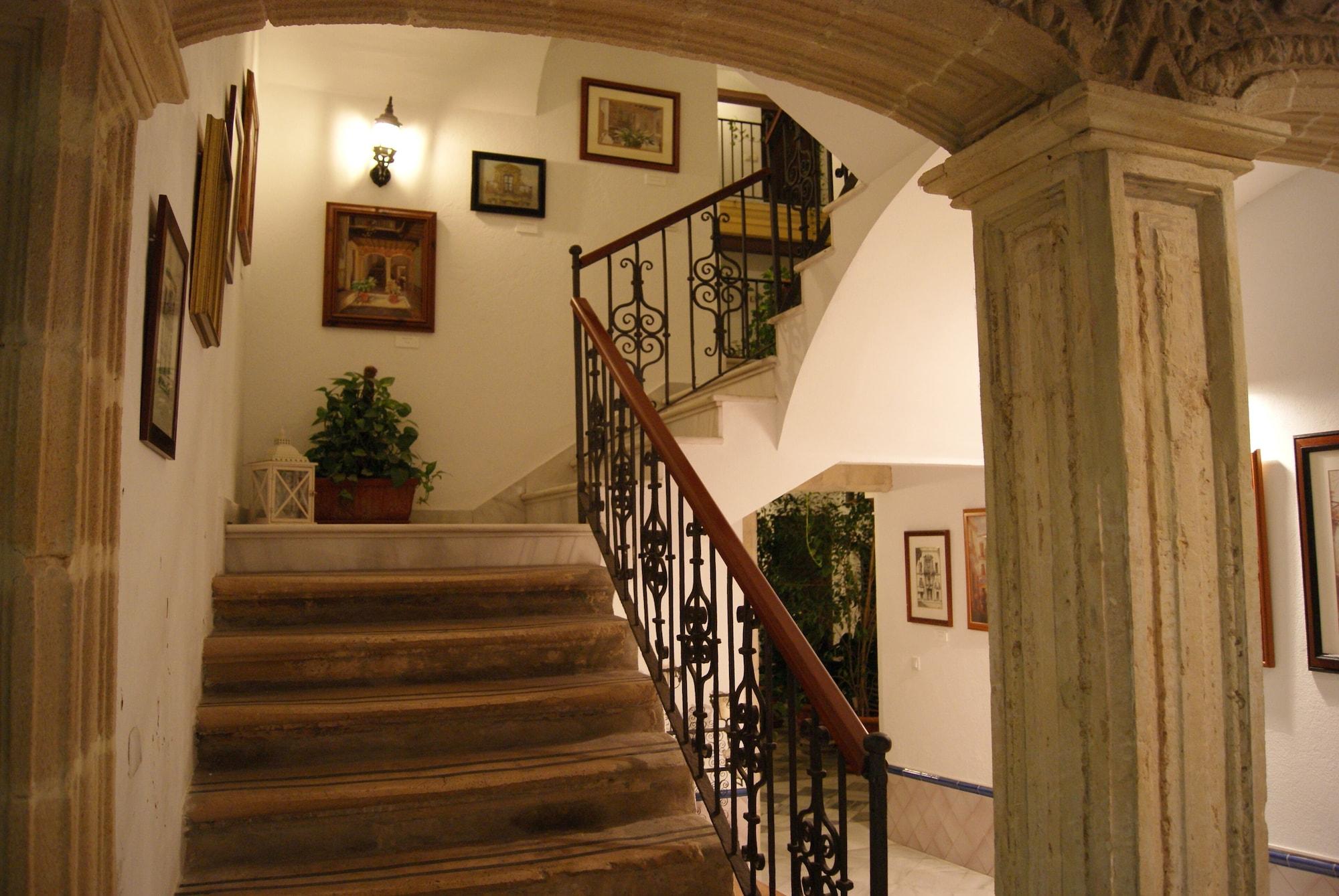 Casa Palacio De Los Leones El Puerto de Santa María Εξωτερικό φωτογραφία